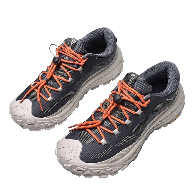 Lightweight hiking shoes RUNEX HIKEX designed for comfort, movement, and grip, showcasing an innovative design.