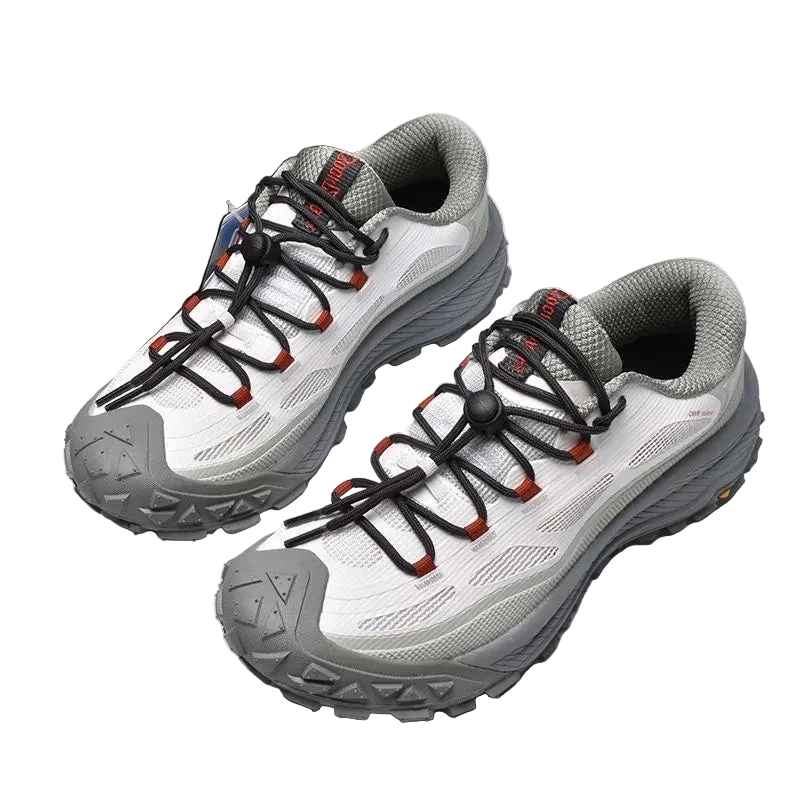Lightweight hiking shoes RUNEX HIKEX, designed for comfort, movement, and grip on outdoor trails.